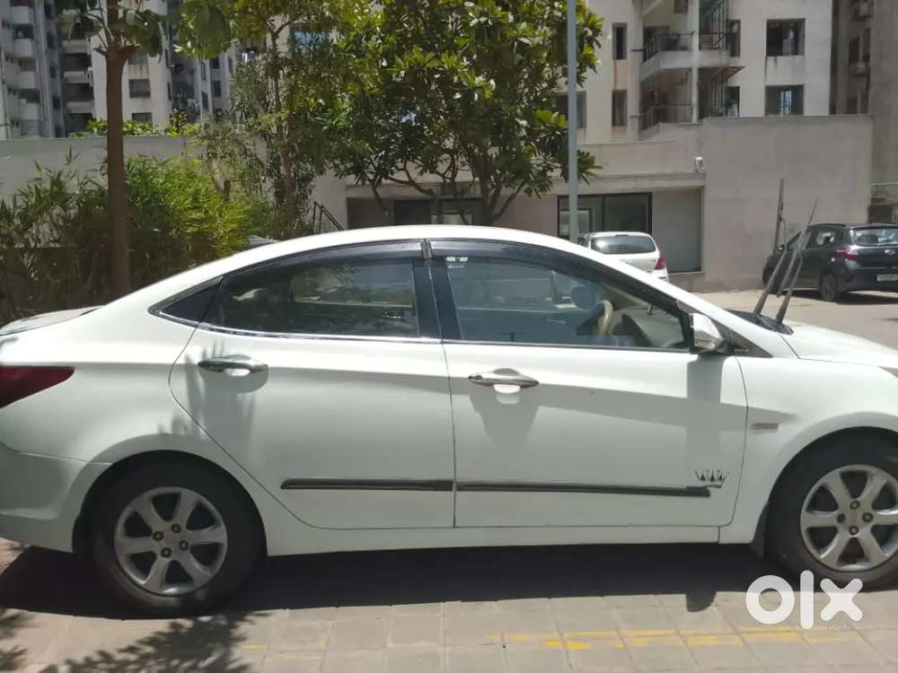 Hyundai Verna 2012 Diesel 82000 Km Driven