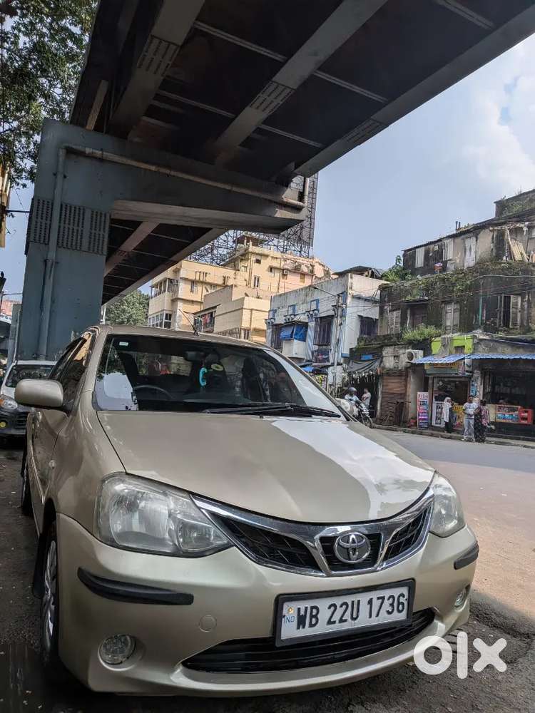Toyota Etios 1.5g | Infotainment System + Camera + Parking Sensor
