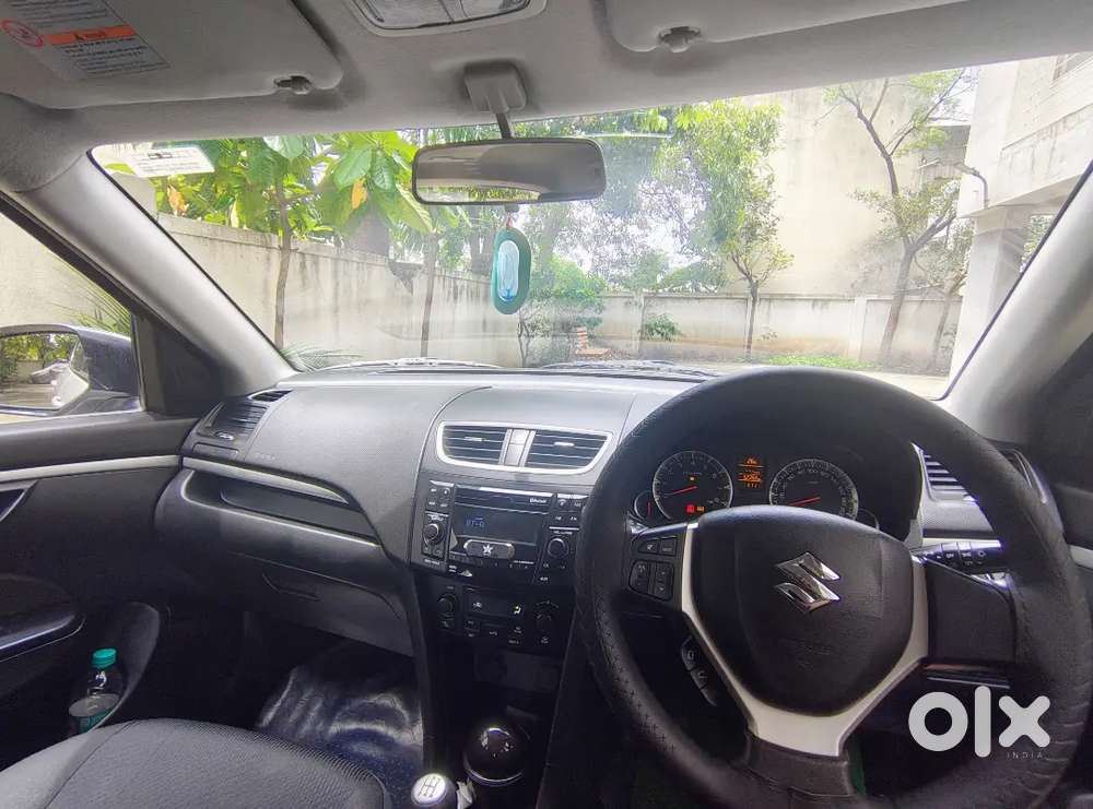 Mint Condition 2016 Maruti Suzuki Swift Zxi (top Model - Petrol)