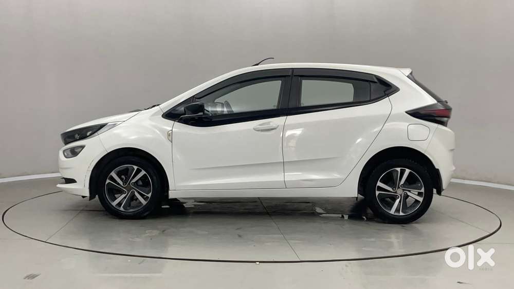 Tata Altroz Xz, 2021, Petrol