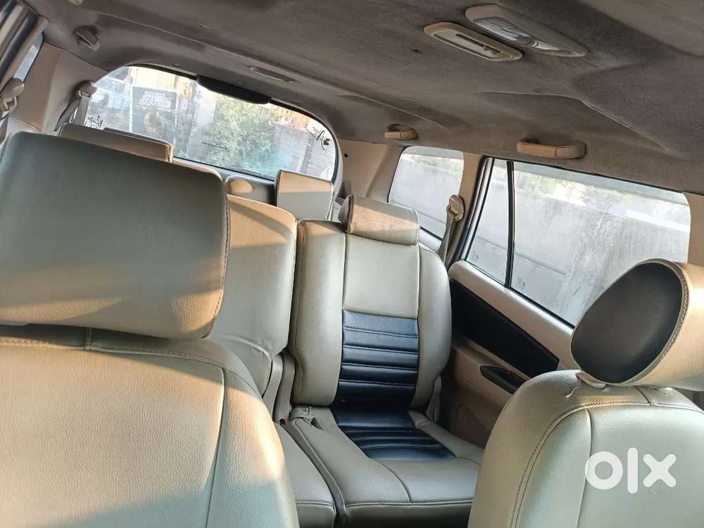 Toyota Innova Crysta 2007 Diesel 275000 Km Driven