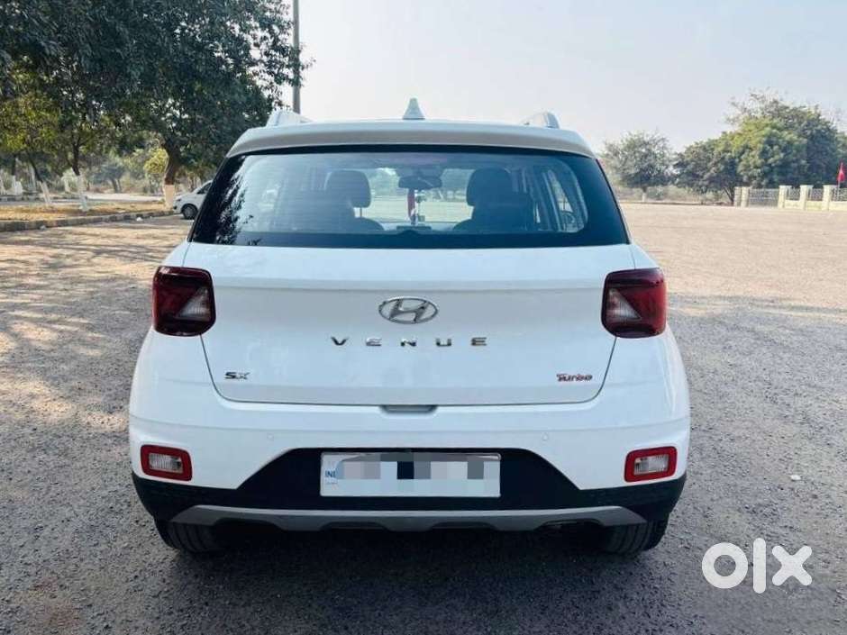 Hyundai Venue Sx Plus Turbo Dct, 2020, Petrol