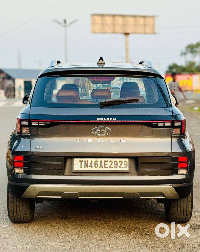 Hyundai Venue Sx Mt, 2024, Diesel