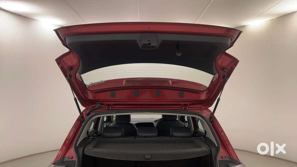 Volkswagen Taigun 1.0 Tsi Highline At, 2022, Petrol