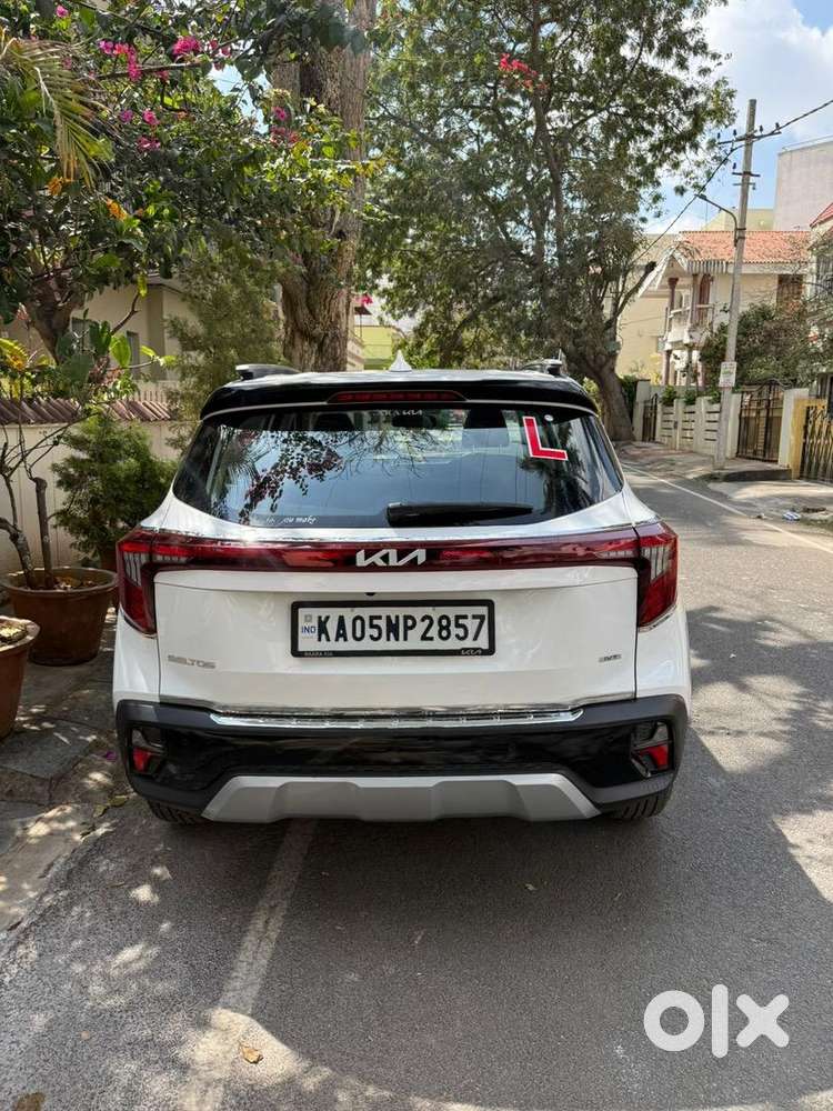 Kia Seltos Htk Plus (o) Ivt 1.5 Petrol-like New  8 Months Old