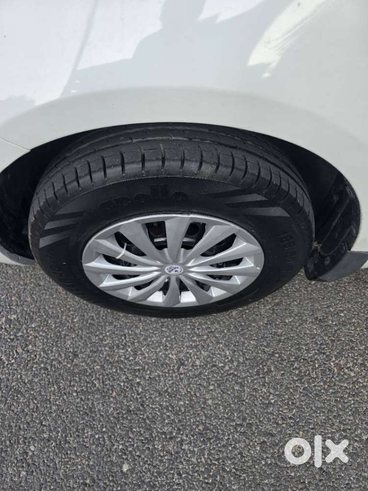 Maruti Suzuki Swift Dzire 1.2 Vxi Bsiv, 2012, Petrol