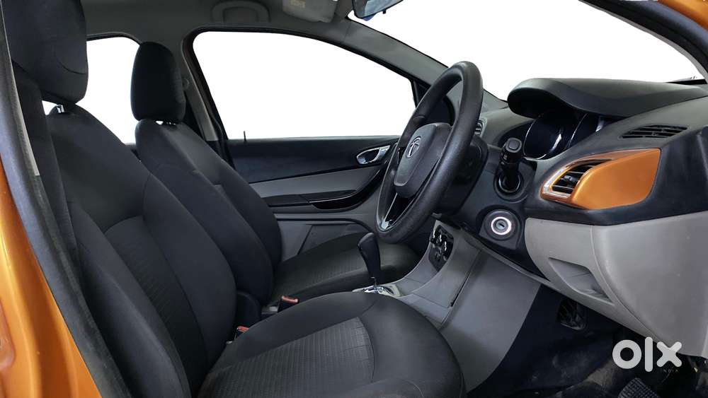 Tata Tiago 1.2 Revotron Xza, 2018, Petrol