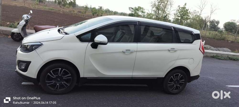 Mahindra Marazzo Diesel 2019