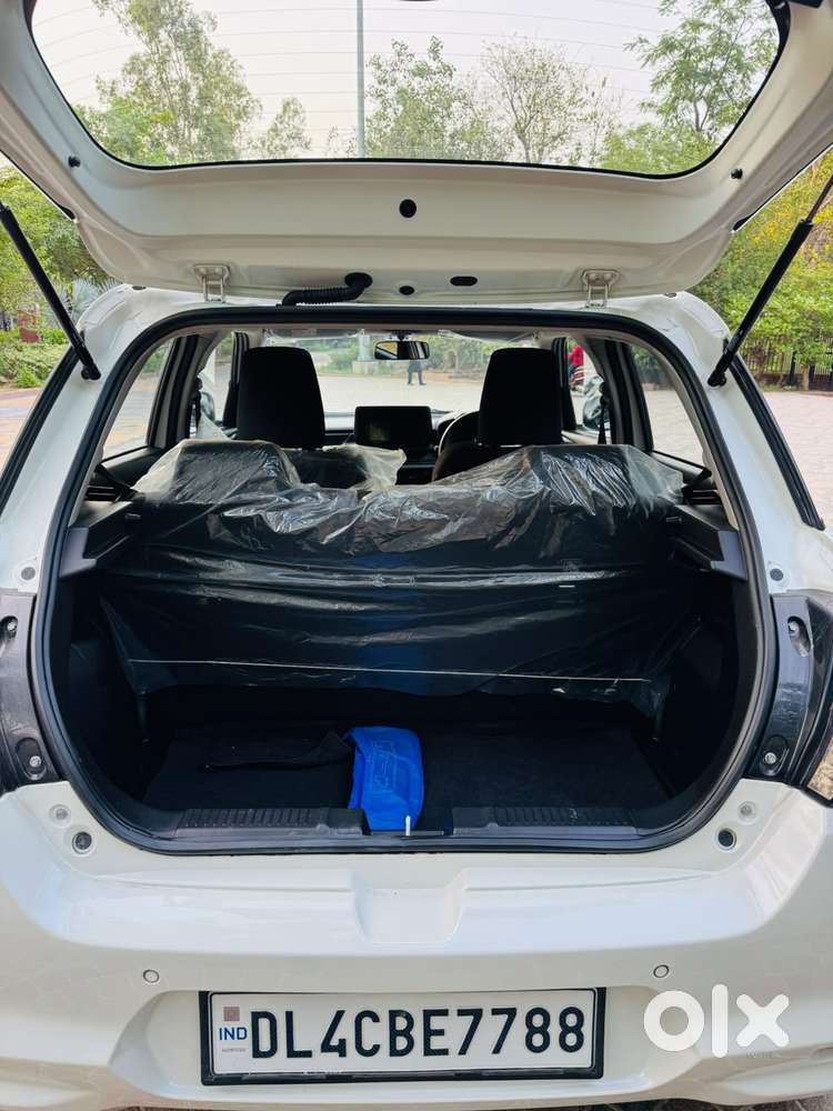 Maruti Suzuki Swift Lxi Optional-o, 2025, Petrol