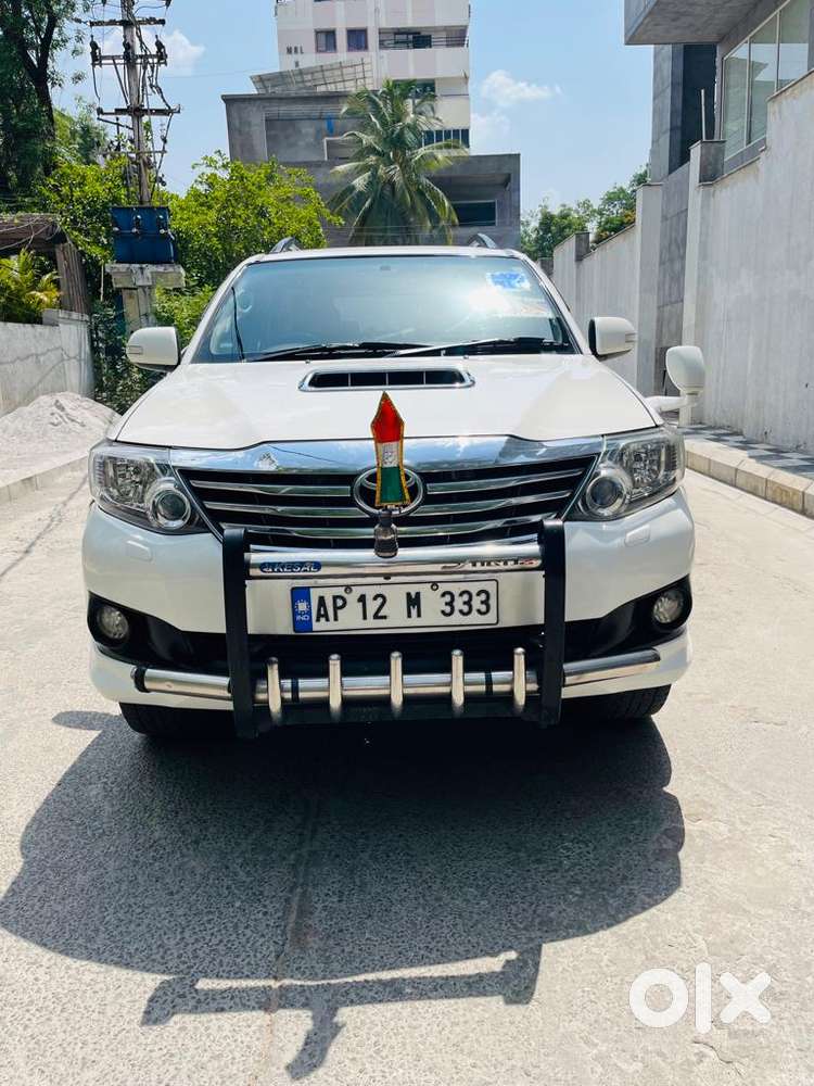 Toyota Fortuner 3.0 4x2 Automatic, 2012, Diesel