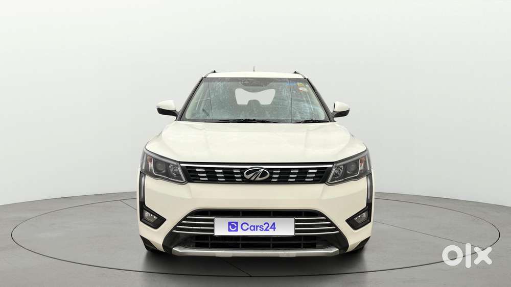 Mahindra Xuv300 W8, 2021, Petrol