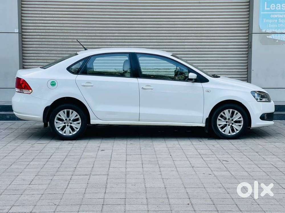 Volkswagen Vento 1.2 Tsi Highline At, 2015, Petrol