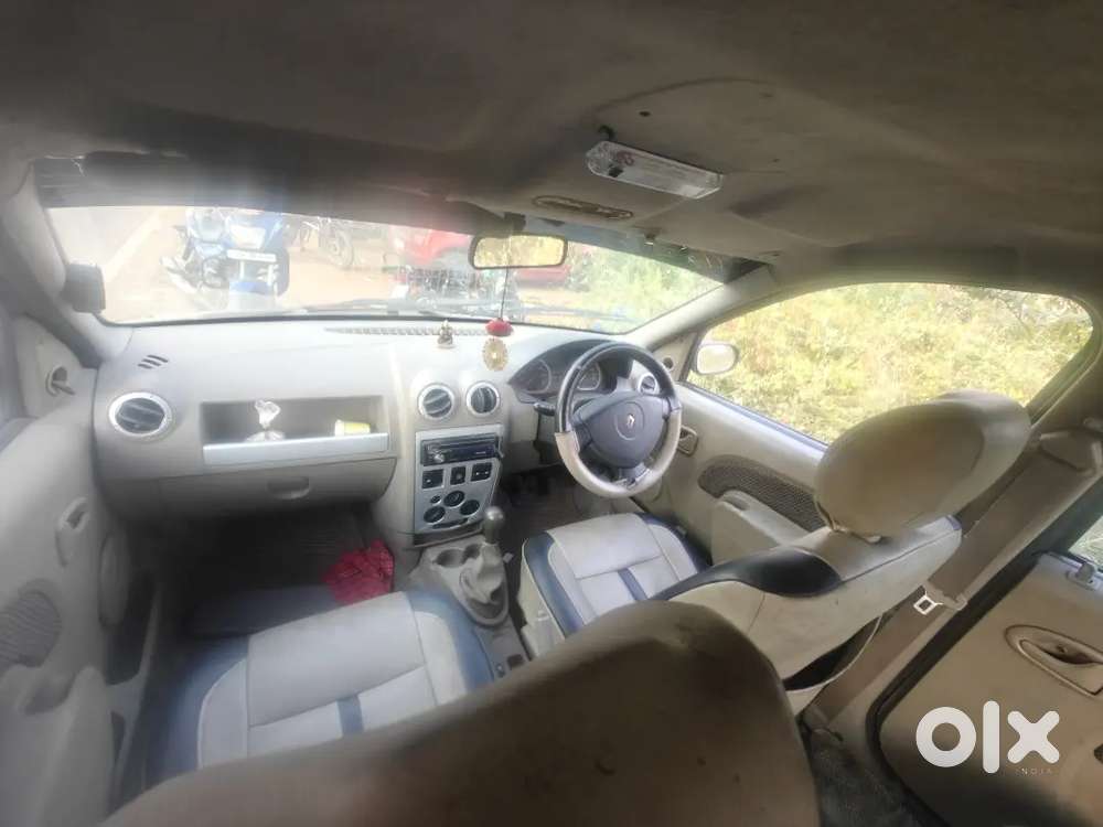 Mahindra Logan 2015 Petrol