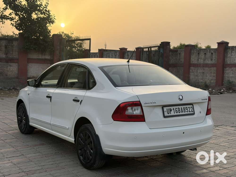 Skoda Rapid 1.6 Mpi Active, 2015, Petrol