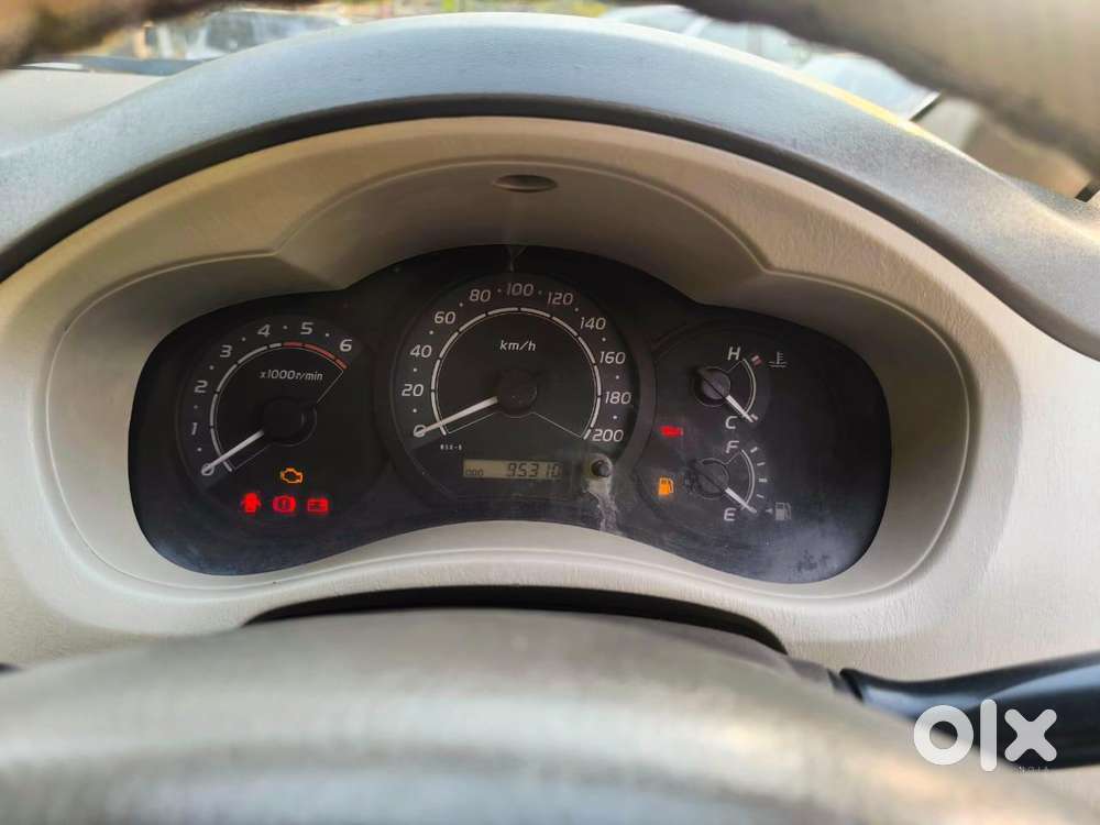 Toyota Innova 2.5 Vx 8 Str, 2010, Diesel