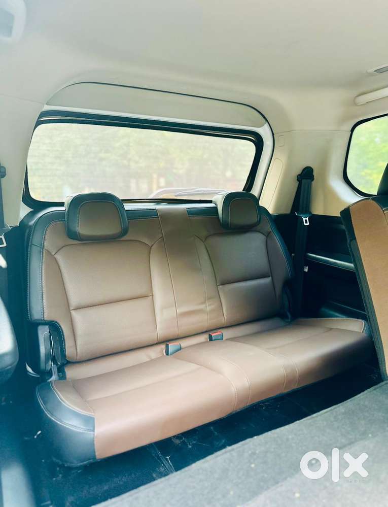 Mahindra Scorpio N Z8 Petrol At 7 Str, 2024, Petrol