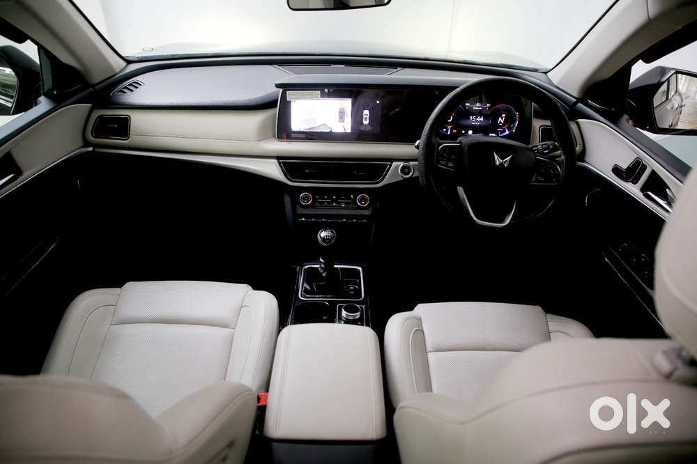 Mahindra Xuv700 2.2 Ax 7 Diesel Mt Str, 2024, Diesel