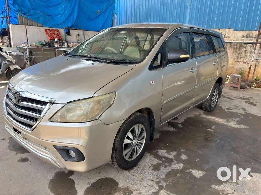 Innova Car For Sell 2010 Diesel