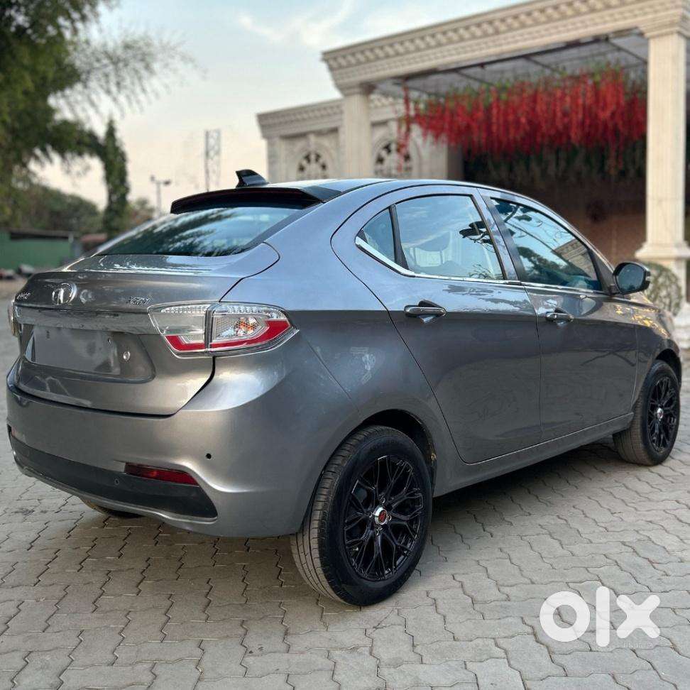 Tata Tigor Xza, 2019, Petrol