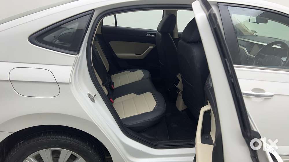Volkswagen Virtus Highline Plus 1.0 Tsi At, 2022, Petrol