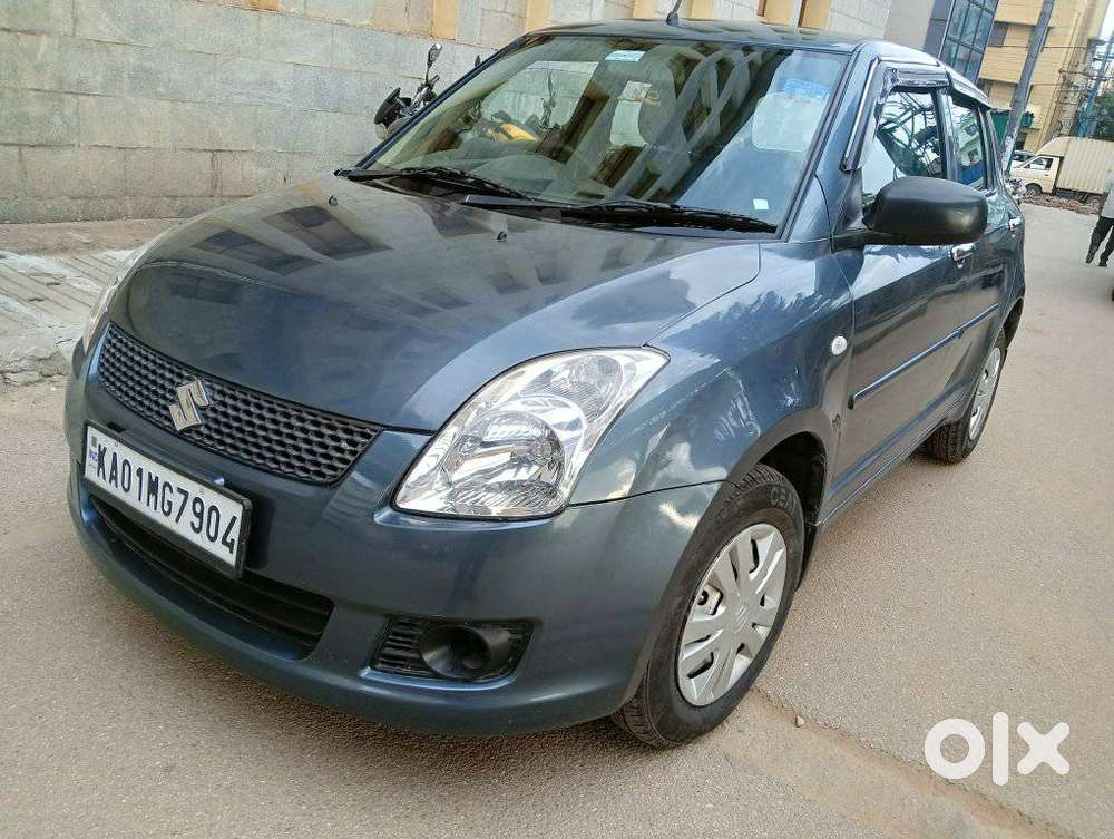 Maruti Suzuki Swift Vxi + Manual, 2011, Petrol