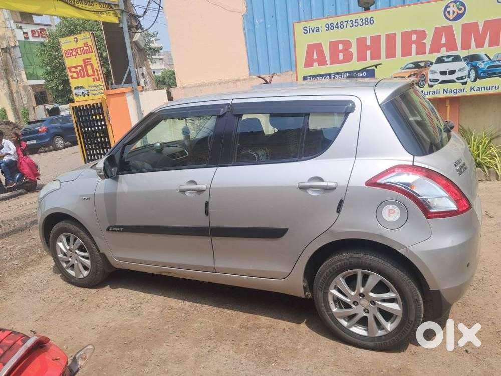 Maruti Suzuki Swift Vvt Zxi, 2013, Petrol