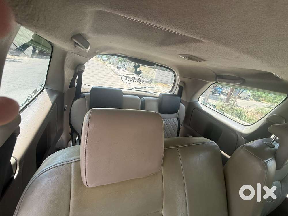 Toyota Innova 2.5 Z Diesel 7 Seater Bs Iv, 2015, Diesel