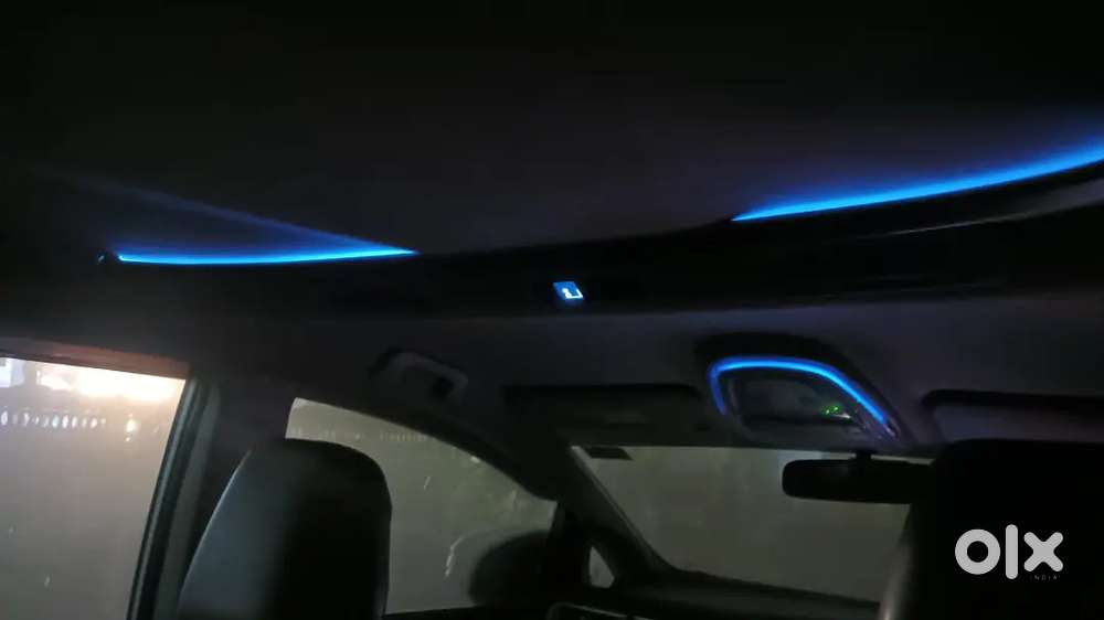 Toyota Innova Crysta 2022 Diesel 88565 Km Driven