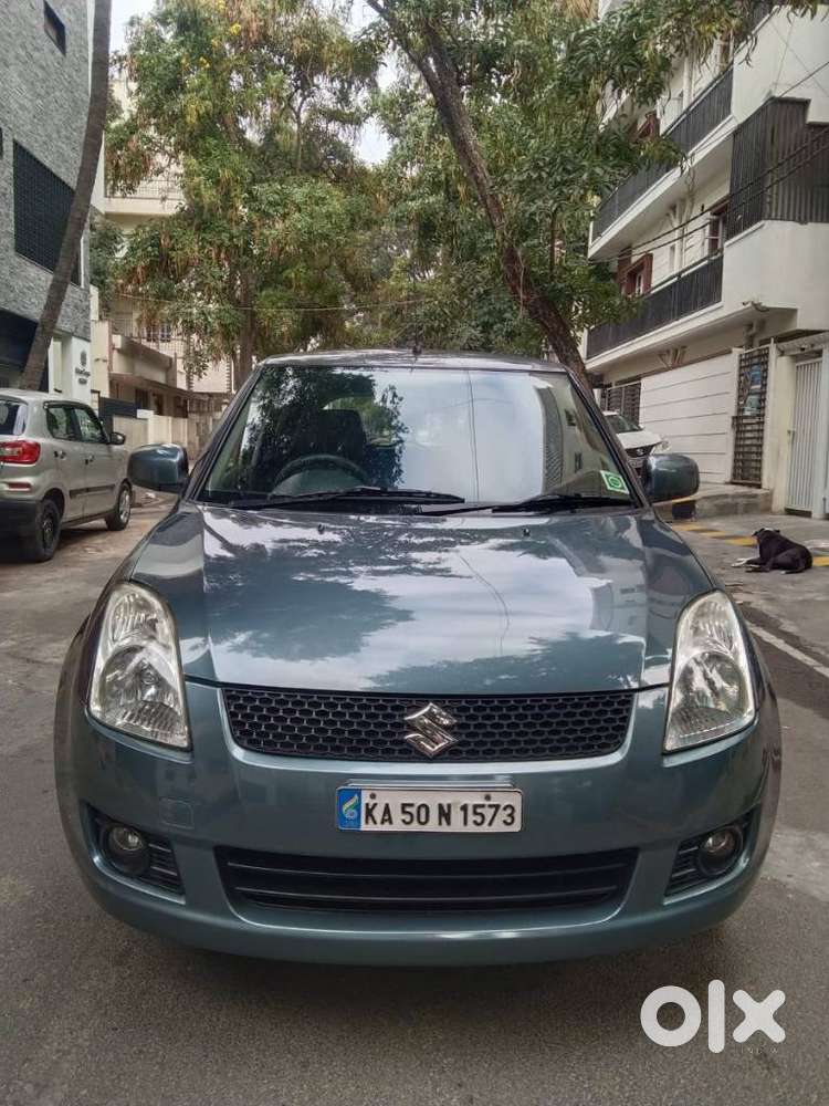 Maruti Suzuki Swift Vxi + Manual, 2011, Petrol