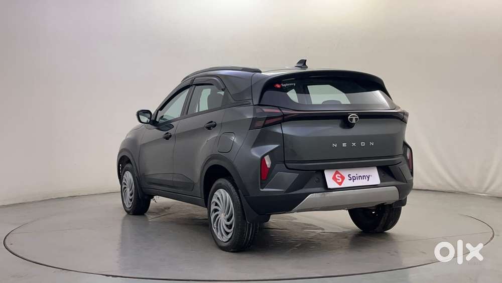 Tata Nexon Pure (s) 1.2 Petrol 6amt, 2024, Petrol