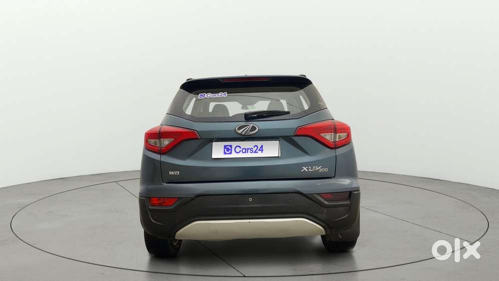 Mahindra Xuv300 W8, 2021, Petrol