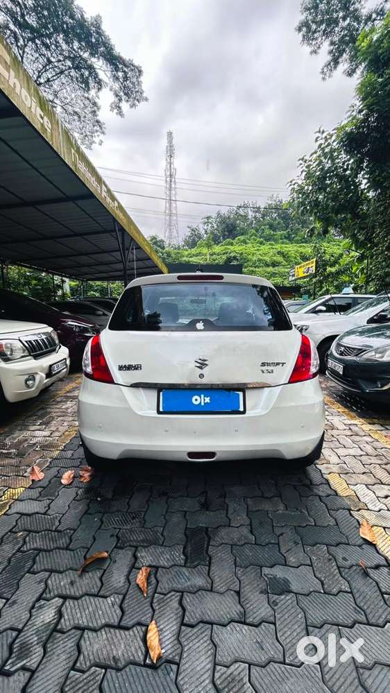 Maruti Suzuki Swift Vxi 1.2 Abs Bs-iv, 2015, Petrol
