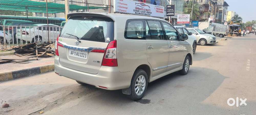 Toyota Innova 2.5 V 7 Str, 2014, Diesel