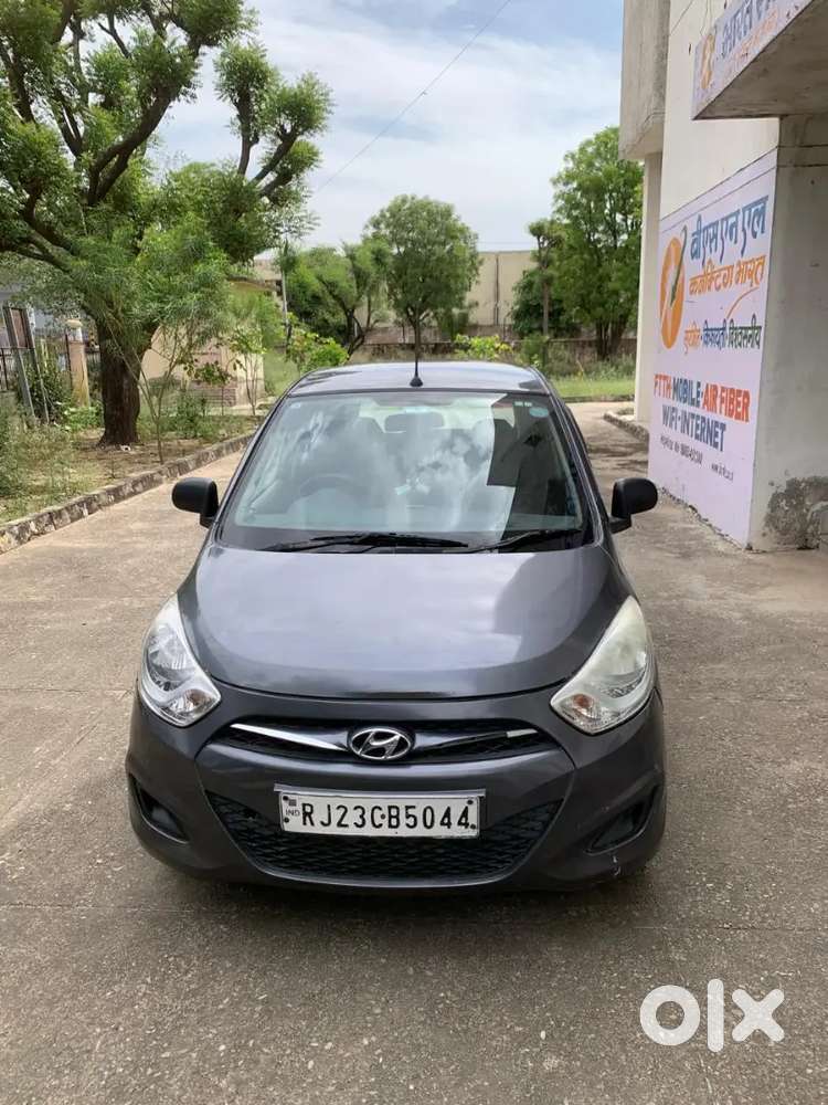 Well Maintained Govt Employee Car