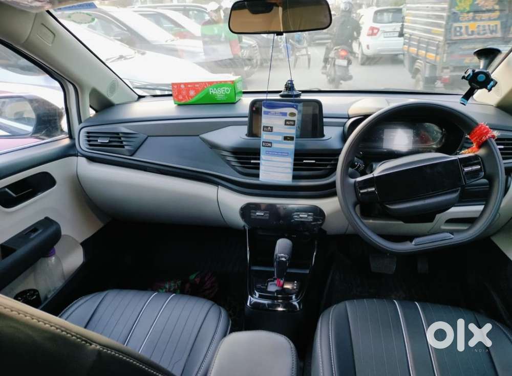 Tata Altroz Creative S, 2025, Petrol