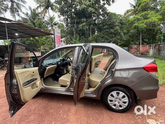 Honda Amaze (2015) Karnataka Registration