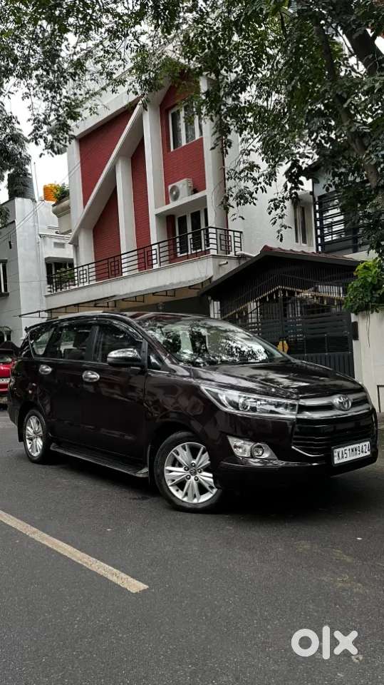 Toyota Innova Crysta 2.8 Zx At 7 Seater, 2019, Diesel