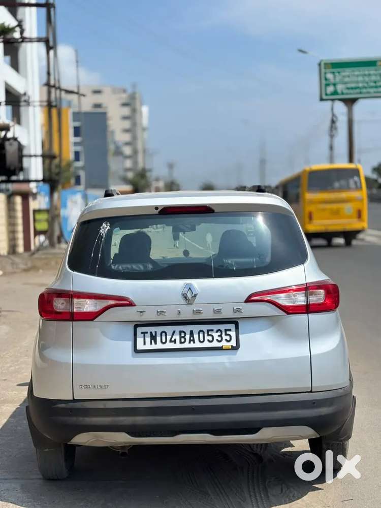 Renault Triber 1.0 Rxt 2022 Model Full Company Service