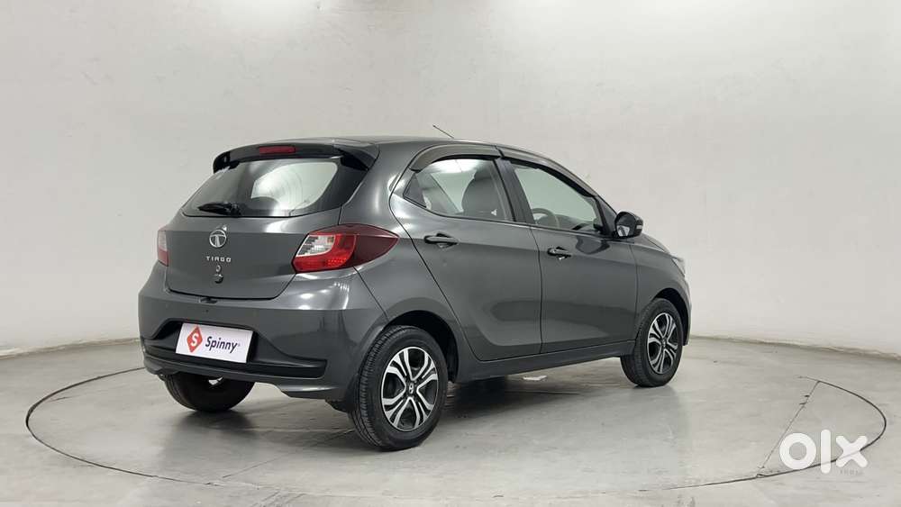 Tata Tiago Xza, 2022, Petrol