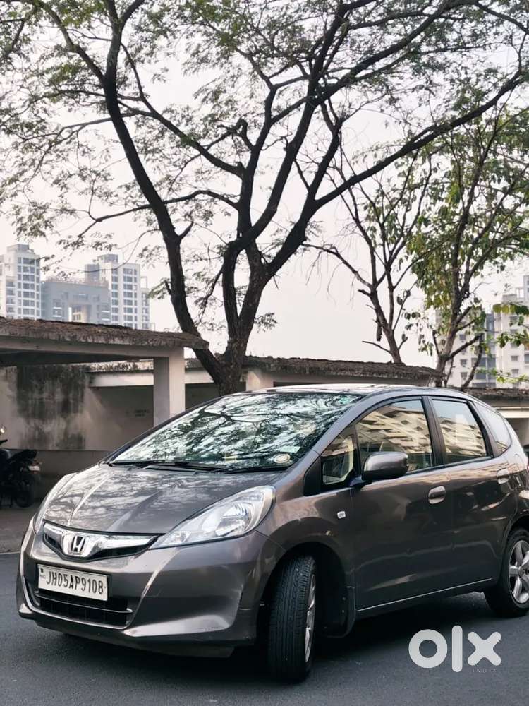 Honda Jazz 2012 Petrol Well Maintained (doctor Driven)