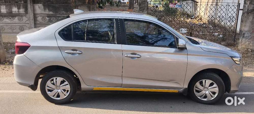 Honda Amaze 2024 Petrol Well Maintained