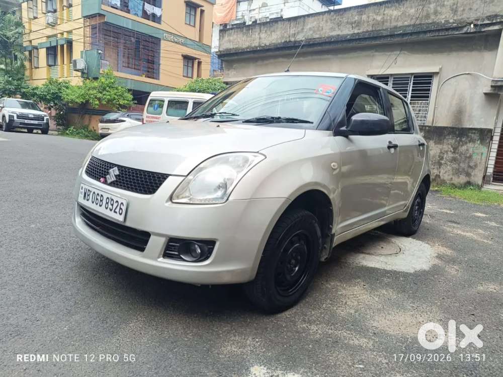 Maruti Suzuki Swift 1.3 Vxi, 2009, Petrol