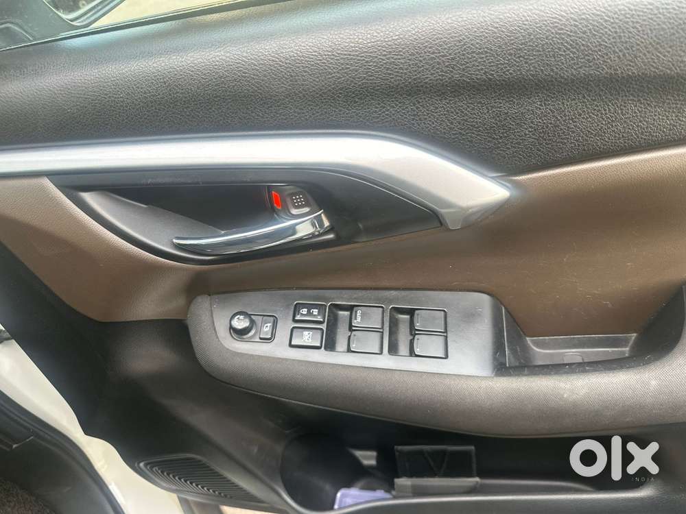 Toyota Urban Cruiser Hyryder 1.5 S Hybrid, 2023, Petrol