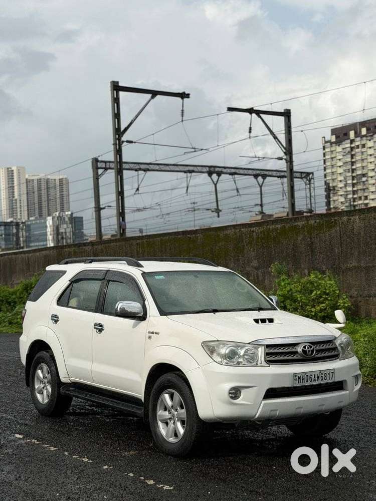 Toyota Fortuner 3.0 4x4 Manual, 2010, Diesel