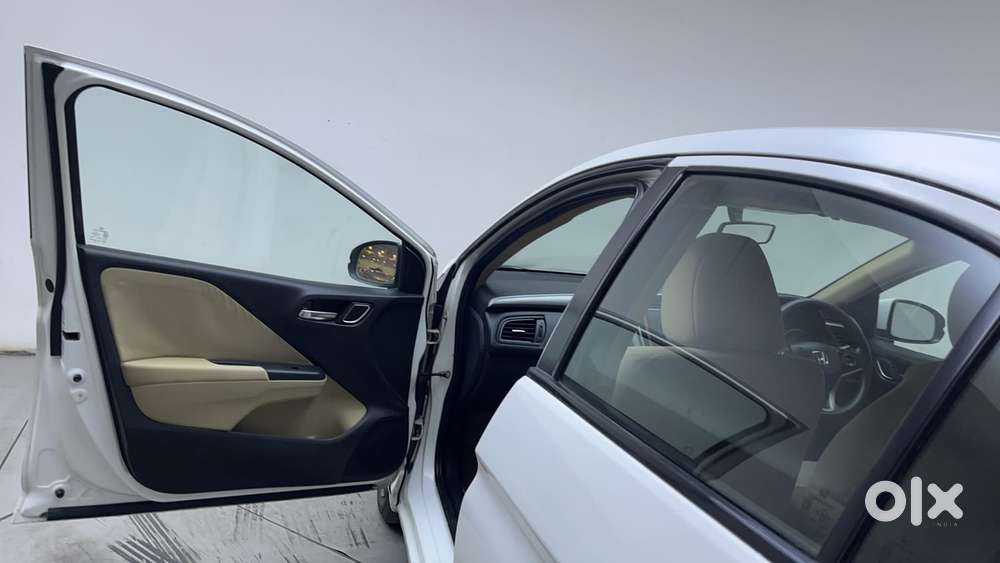 Honda City I-vtec V, 2018, Petrol