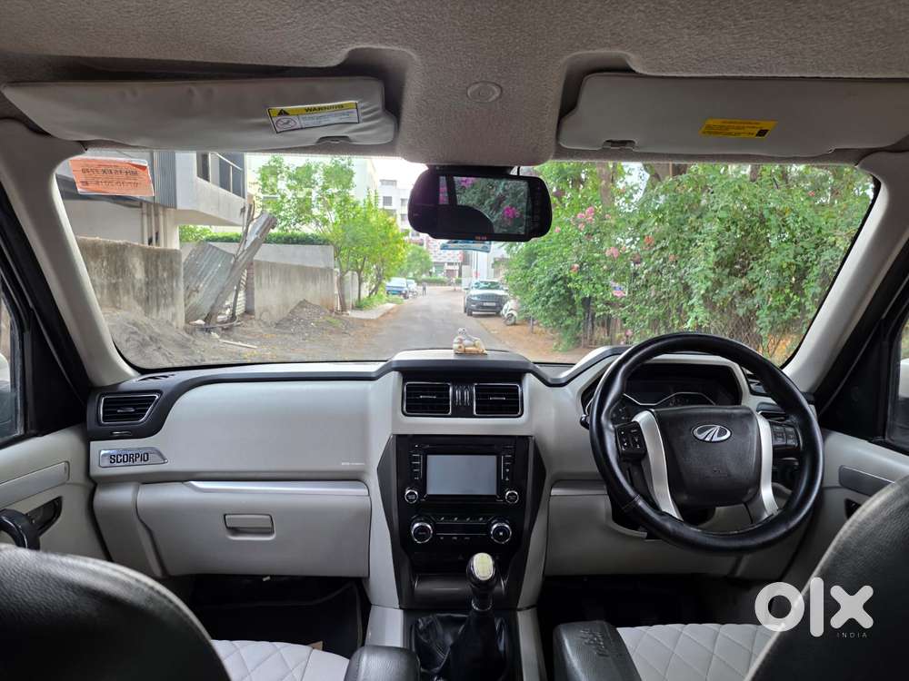 Mahindra Scorpio S10, 2015, Diesel