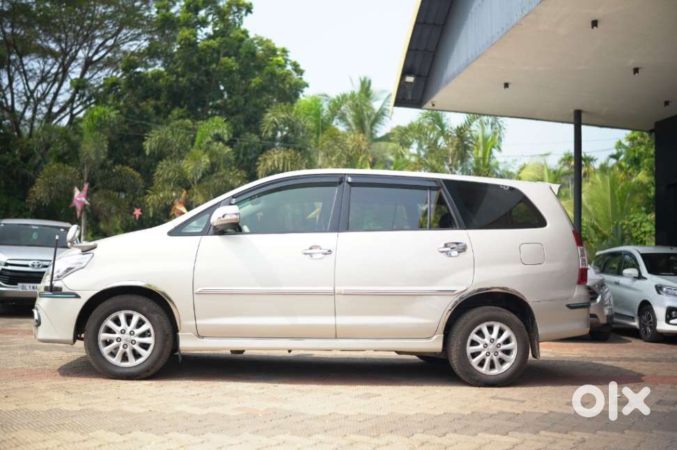 Toyota Innova 2.5 V 7 Str, 2015, Diesel