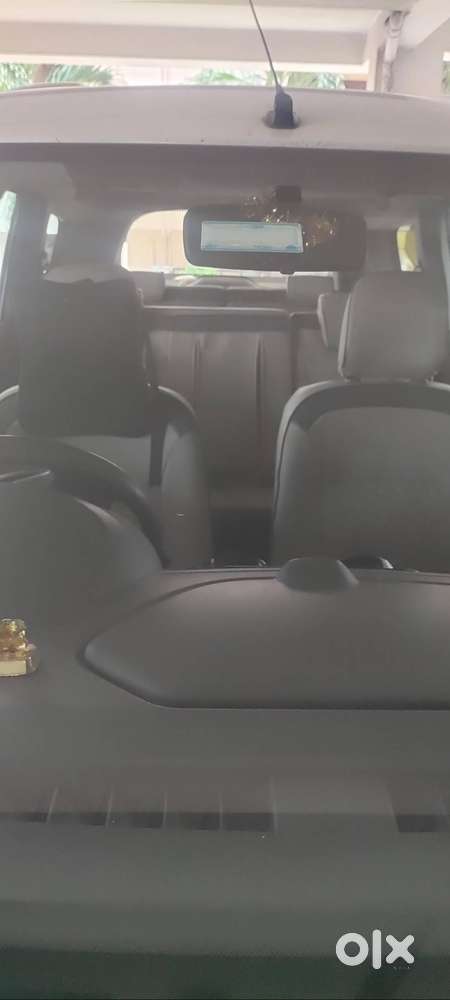Renault Lodgy 2015 Diesel  Well Maintained  Fancy Number  Excellent