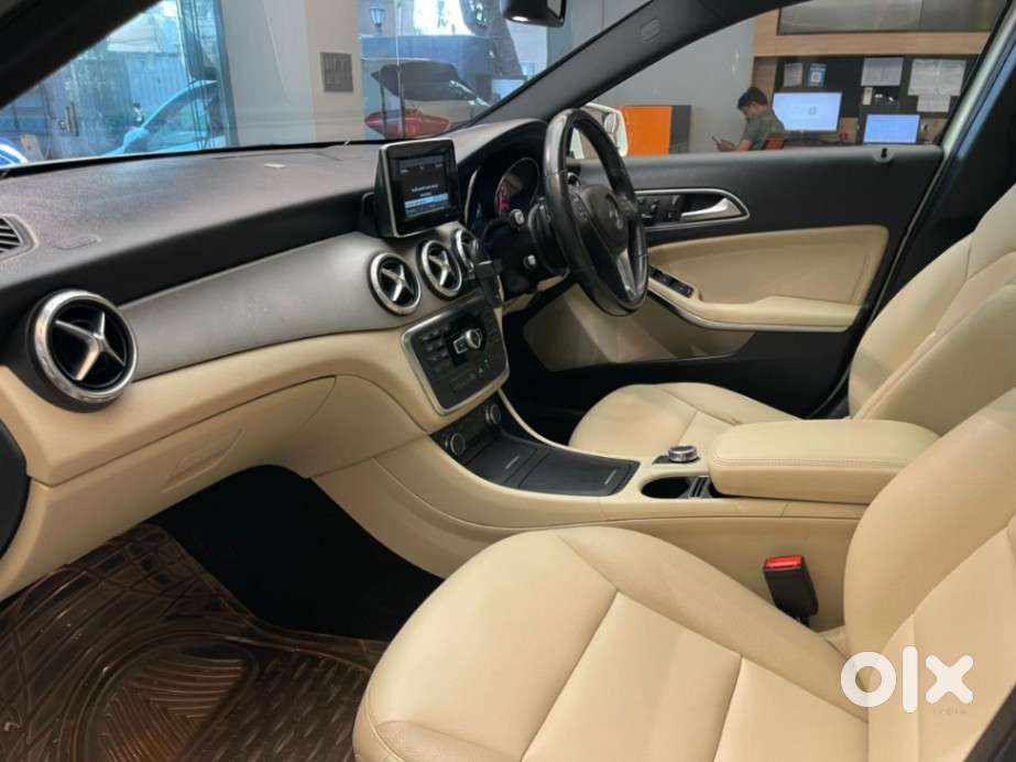 Mercedes-benz Gla Class [2014-2017] 2.0 200 Cgi Sport, 2015, Petrol