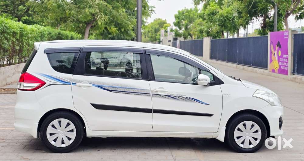 Maruti Suzuki Ertiga 1.4 Vxi Cng Anniversary Edition, 2017, Cng & Hy..